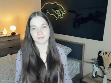 baby_in_velvet — Welcome to my room!My name is Sandra! Play with my hair #18 #natural #new #young [0 tokens remaining]