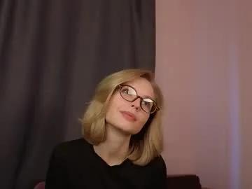 gwenkevwitch — my name is Jannie and im very new here!! ^^  goal:  for a good start to the stream    <3 #shy #blonde #feet #young #new [49 tokens remaining]