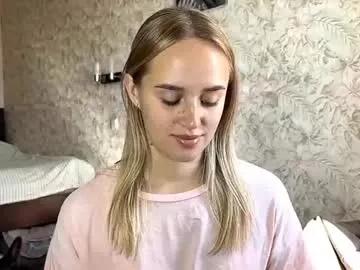 hermiladziekan — Goal: Hands under top, touch my boobs| I am new here and your support is very important to me! Thank you! ^^ #teen #18 #cute #new #shy [94 tokens remaining]
