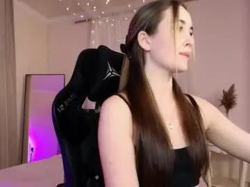 melisssa_evanss — GOAL: take off my skirt [0 tokens remaining] Hi nice to have you in my room. I'm #teen #blonde #shy #cute #new