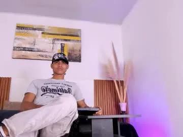 zander_2120 — super cum [1500 tokens left] Welcome to my room guys!! #cum #latino #muscle #bigcock #young