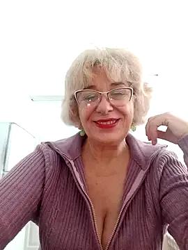 52MiaLove02 — Freechat on StripChat