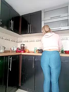 Photos of coral_smitth from StripChat is Freechat