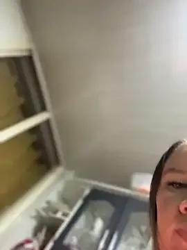 Emiily_lee — Wet my pussy + control 3 min