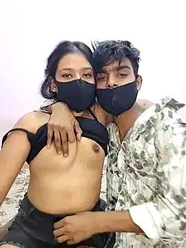 Photos of Haavsi_couple from StripChat is Freechat