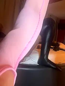kinkycoupIe — TRANSAR COM CINTO