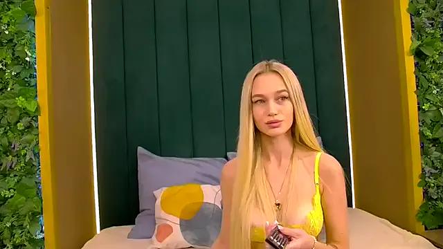 KristinaDane — Group on StripChat