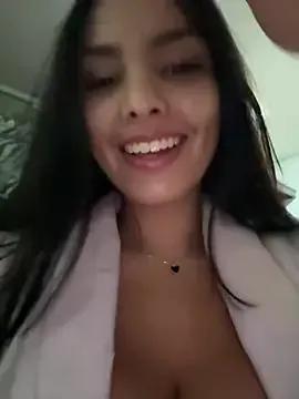 Photos of Maddy_Rouse_ from StripChat is Freechat