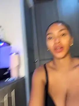 Mia_sweet80 — undress me