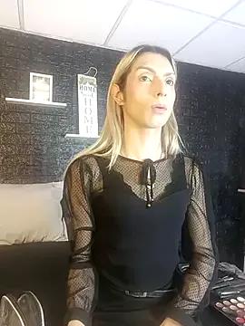 Photos of Victoria_Badgal_ from StripChat is Freechat