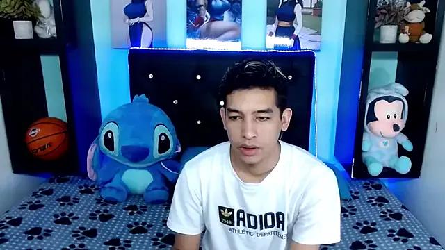 x_oliver_x — Freechat on StripChat