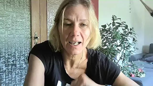 Photos of yola181 from StripChat is Freechat