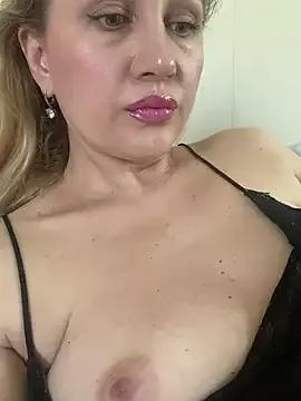 Photos of YourBlondee from StripChat is Private